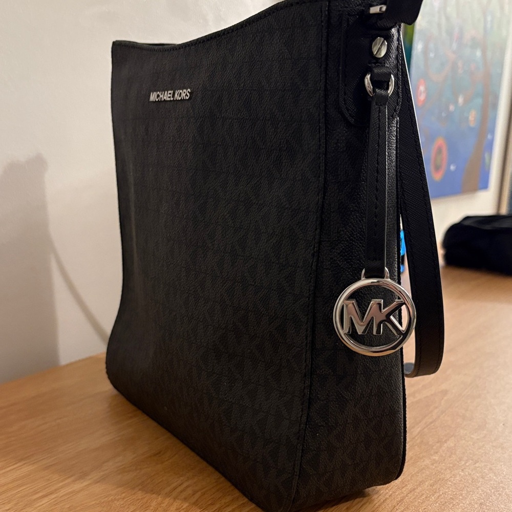 Michael Kors Black Crossbody Bag - Picture 5 of 5